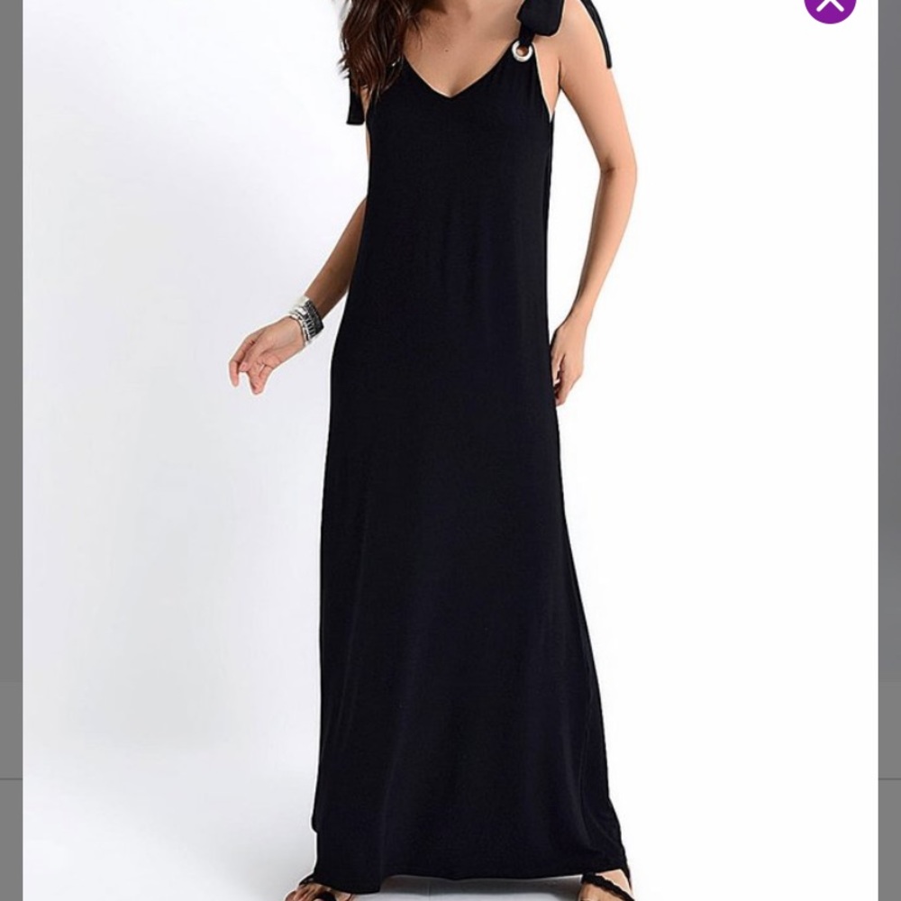 Black V-Neck Sleeveless Maxi Dress NWOT